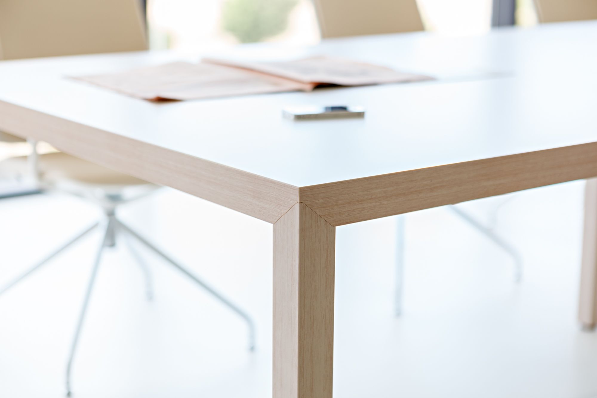 Actiu, pionera en España en la fabricación de mobiliario 0% formaldehído