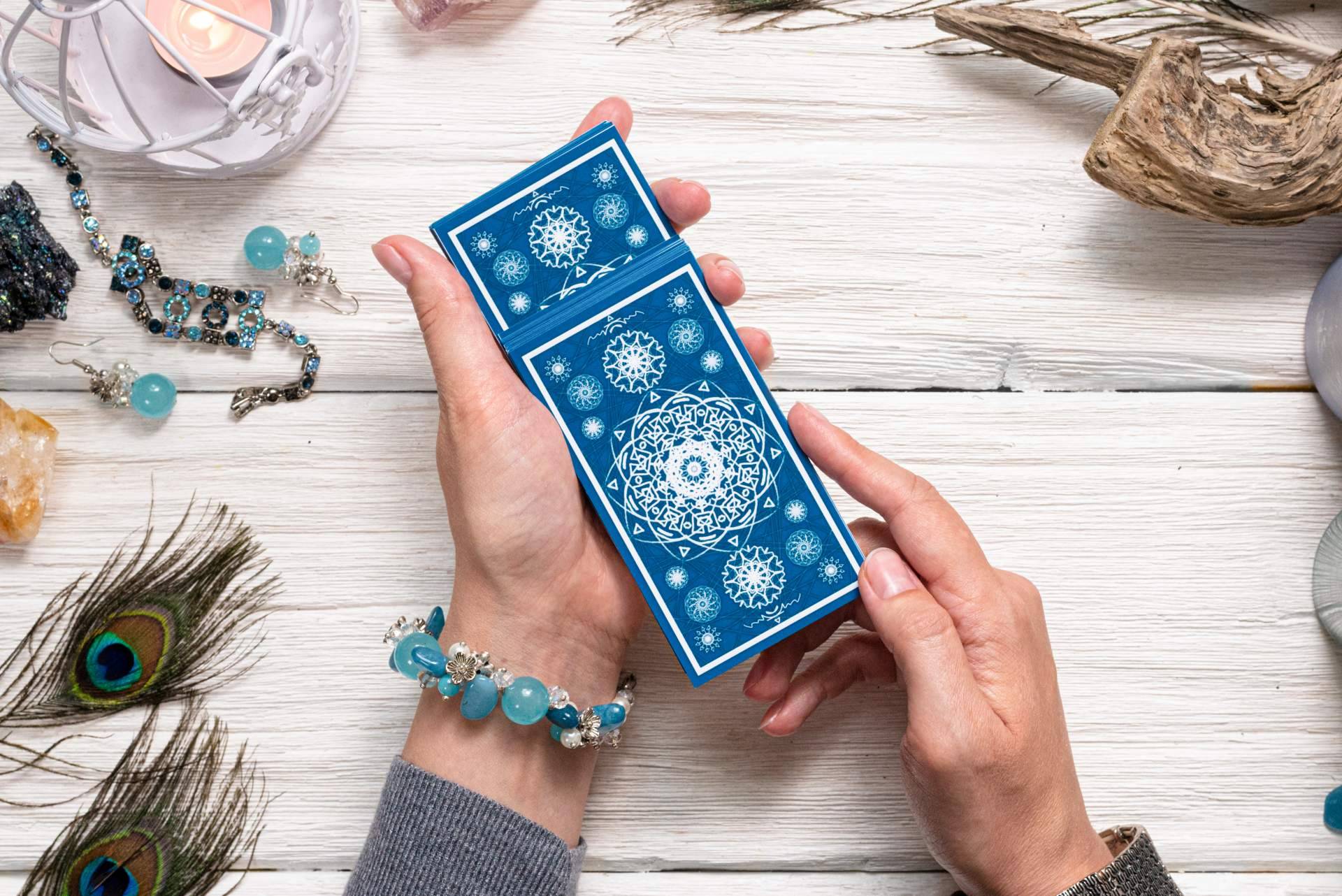 ¿En qué consiste el tarot gratis de 5 minutos de los profesionales de Tarot de Luz María?