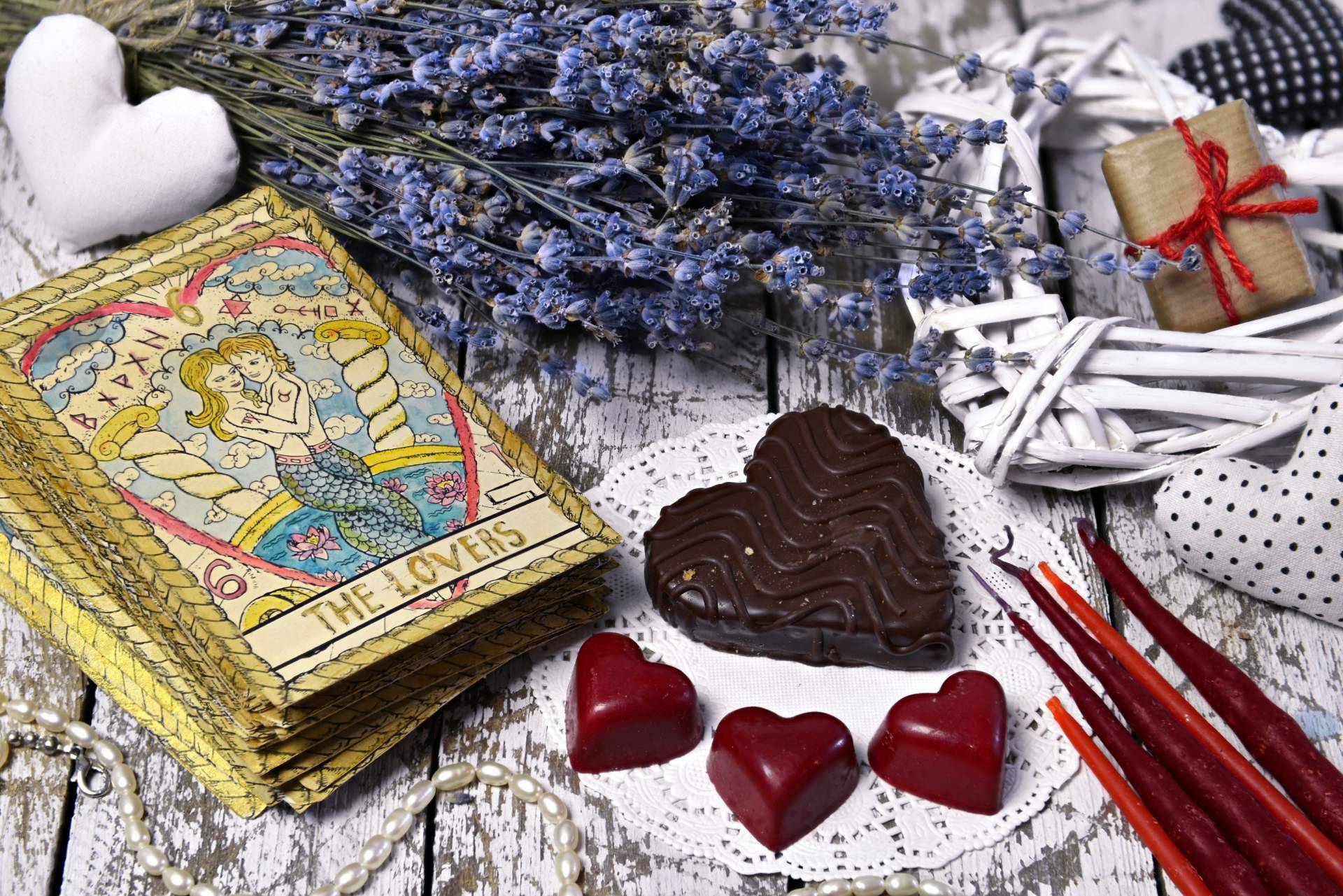 Tarot fiable y económico: Videntefamosa.es