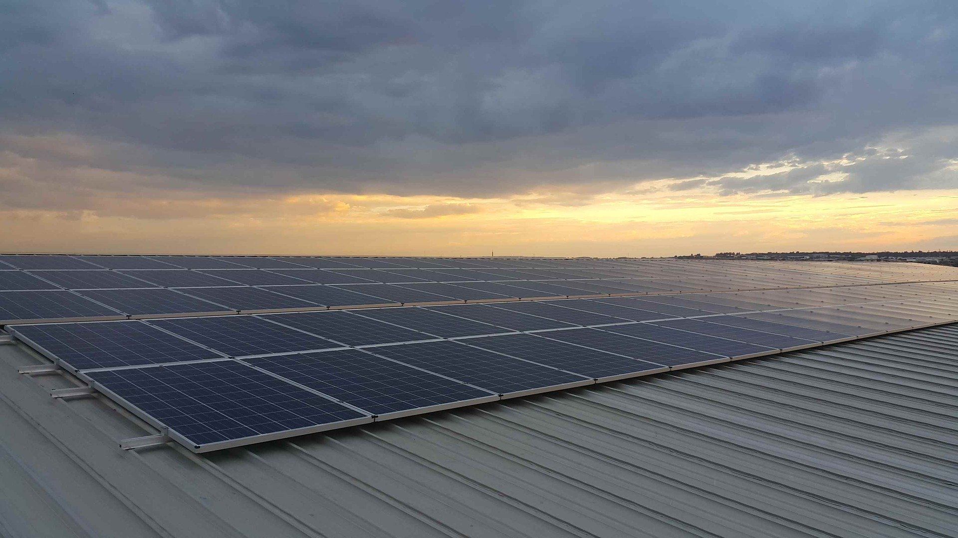 EDE Ingenieros recomienda las instalaciones fotovoltaicas en la industria