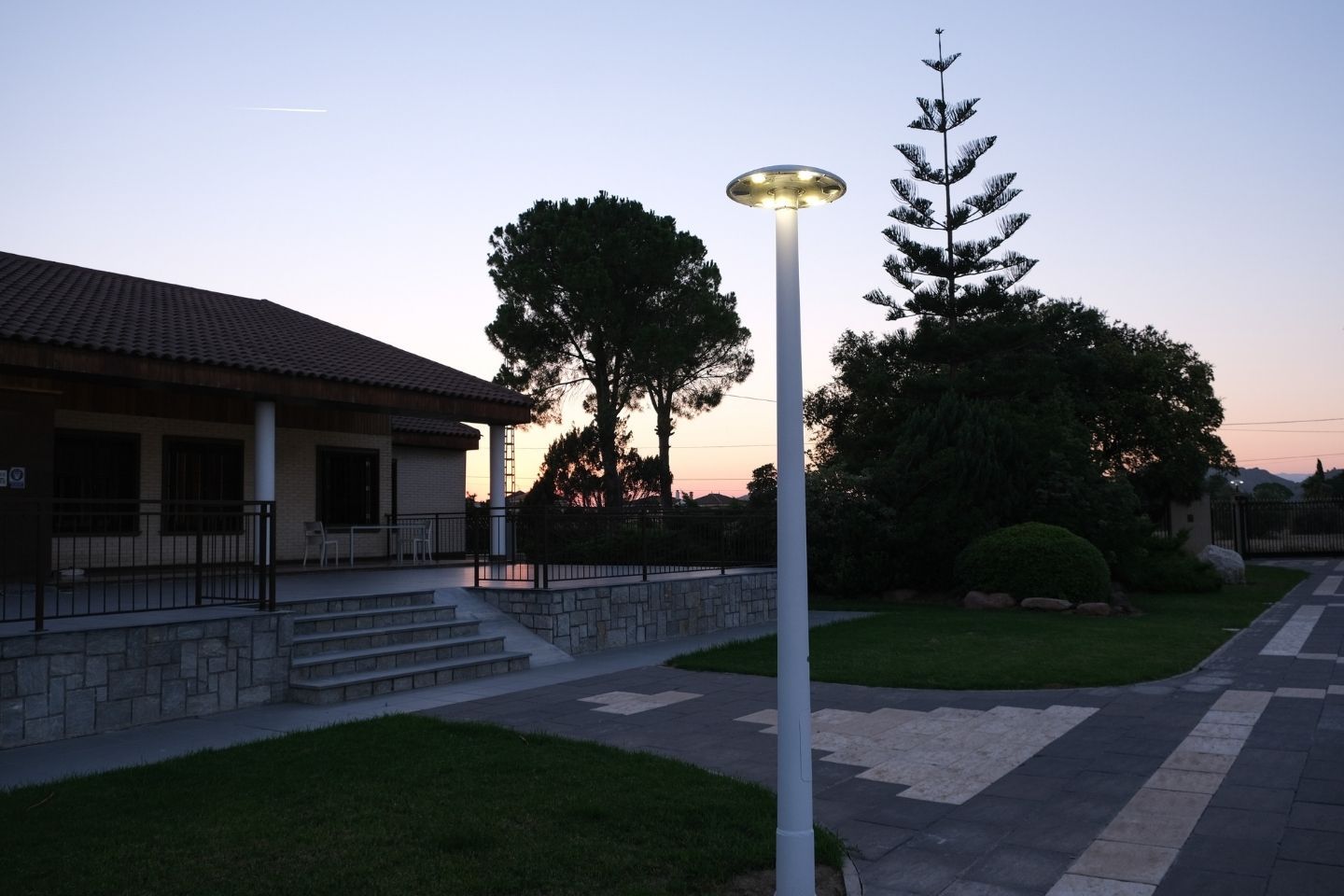 Schréder dona luminarias LED a la Fundación ST3