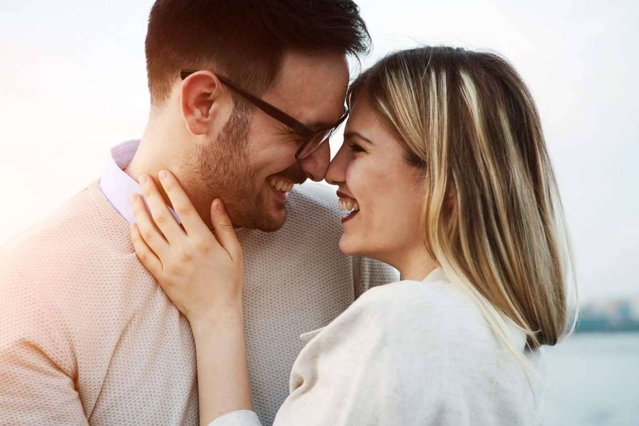 Sorprender a la pareja y reavivar la pasión con las opciones de lacestadelplacer.com