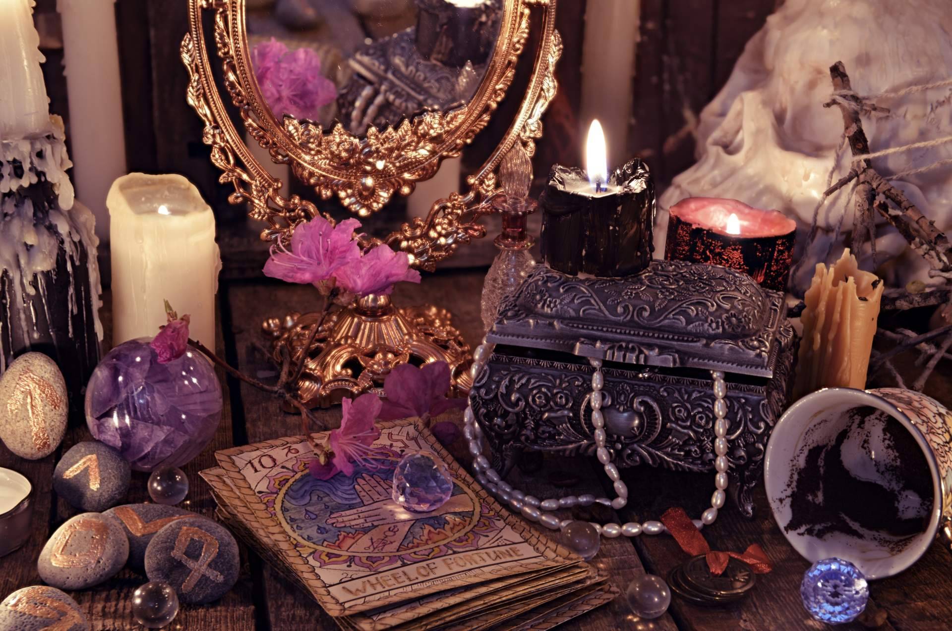 Tarot económico de 5 euros por 15 minutos en la página web Tarot5por15
