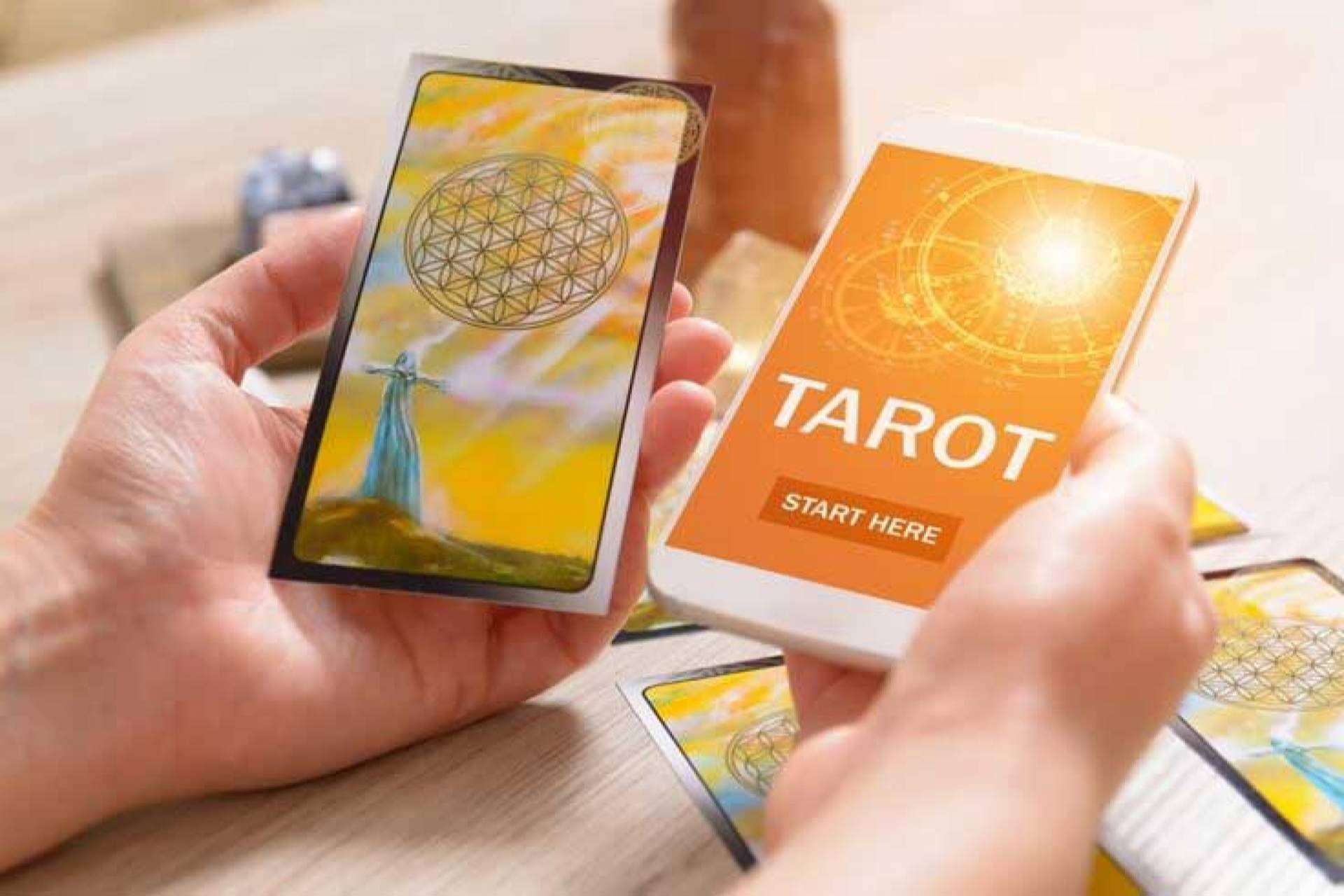 En España, 1 de cada 3 personas ha llamado alguna vez al tarot, por Suerte Ya