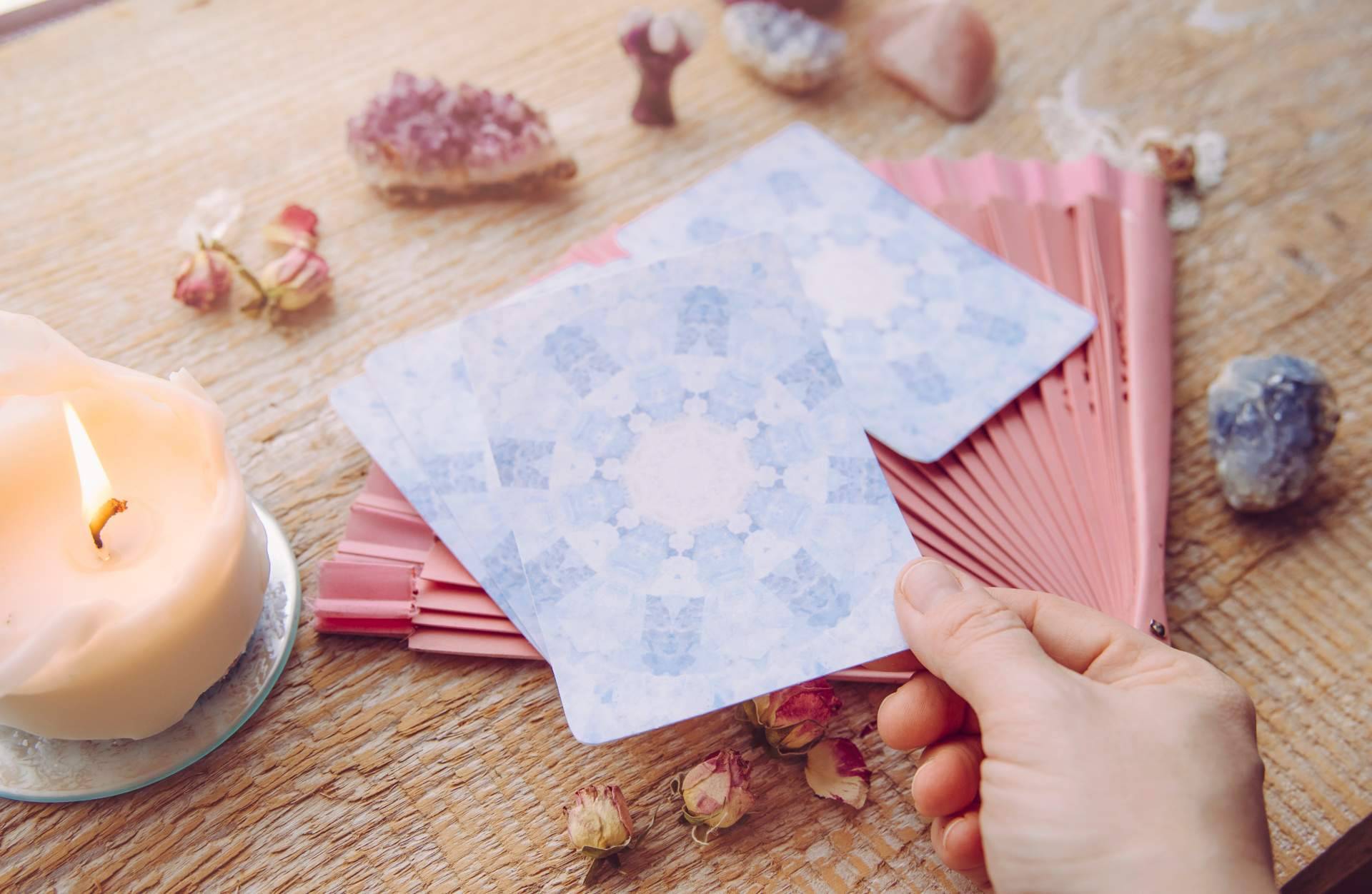 La vidente natural Rosa Sastre ofrece su Tarot Rosa Sastre