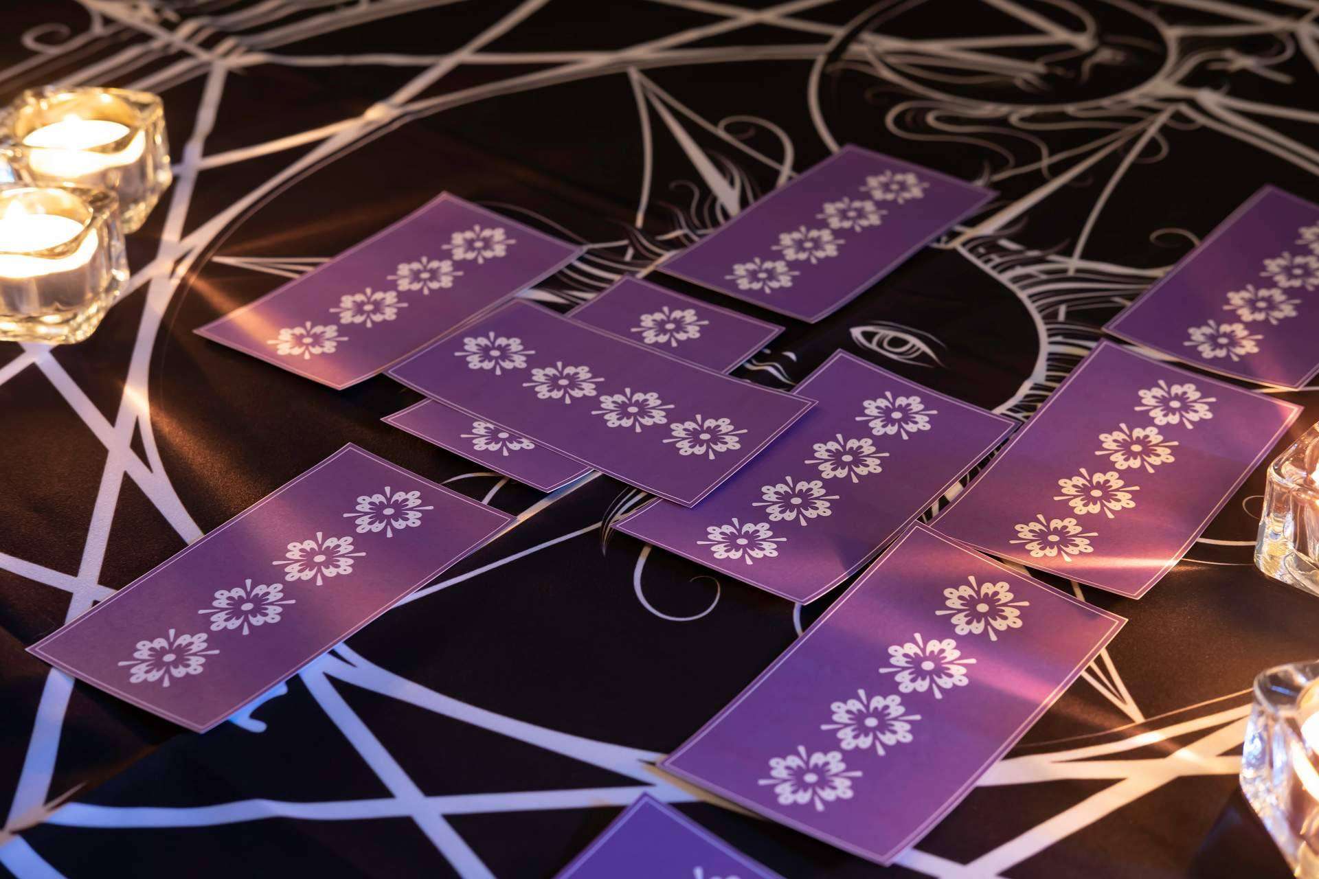 Una de las radios, webs de tarot y cartomancia únicas y pioneras