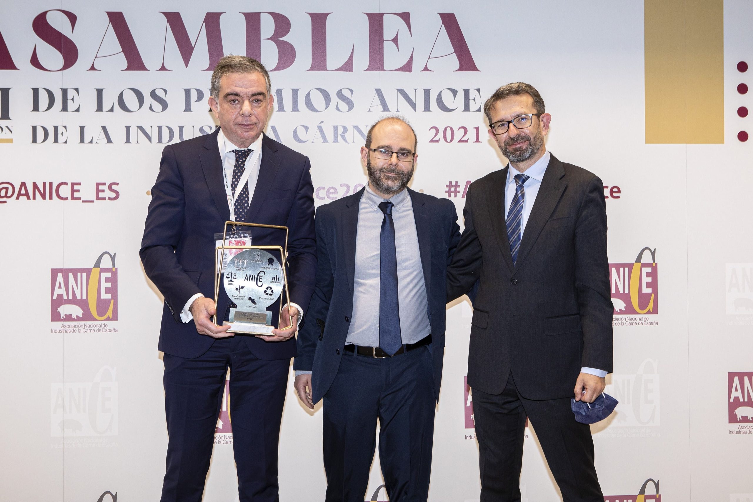 Emcesa recibe el Premio Anice 2021 en la Categoría ‘José Flores a la Innovación’