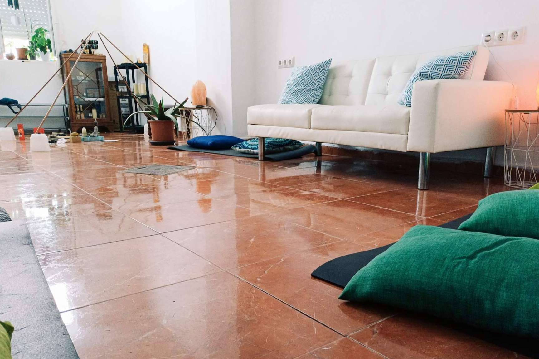 Las ventajas de las sesiones de reiki con reprogramación energética de Universo Ahavá