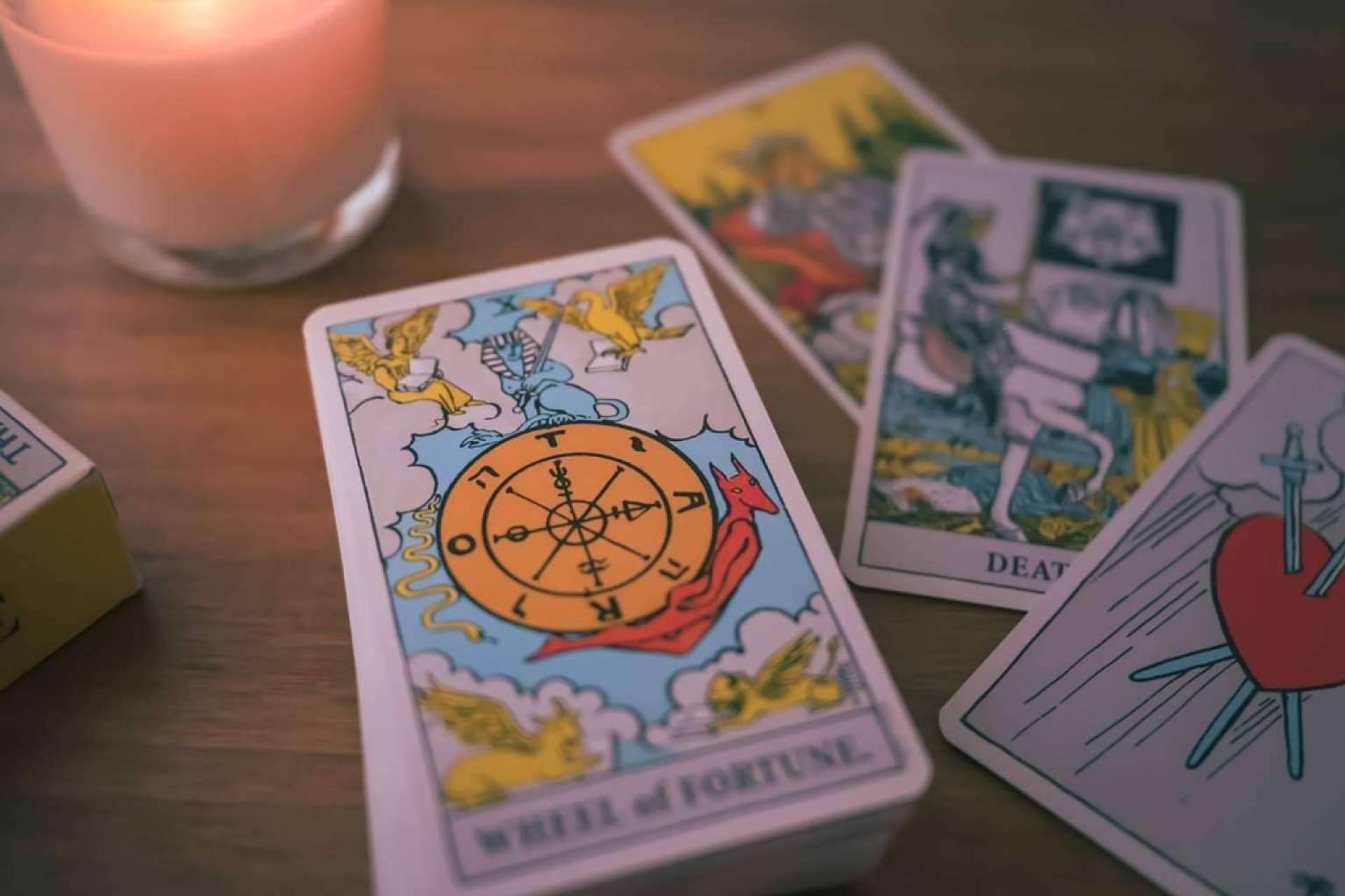 Uno de los foros de amarres de amor y esoterismo más reconocidos es Foro Amarres Opiniones