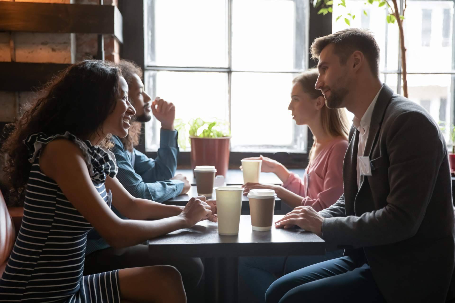 BeDazzling afirma que los eventos speed dating en Barcelona se consolidan como la alternativa a las apps de citas
