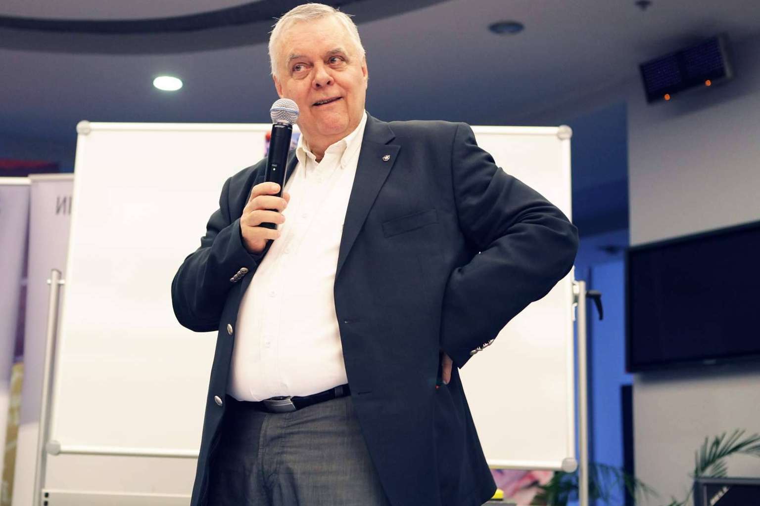 El co-creador de la Programación Neurolingüística, Frank Pucelik, se instala en España y, junto con D'Arte Human Business School, sigue formando y difundiendo la PNL original o META