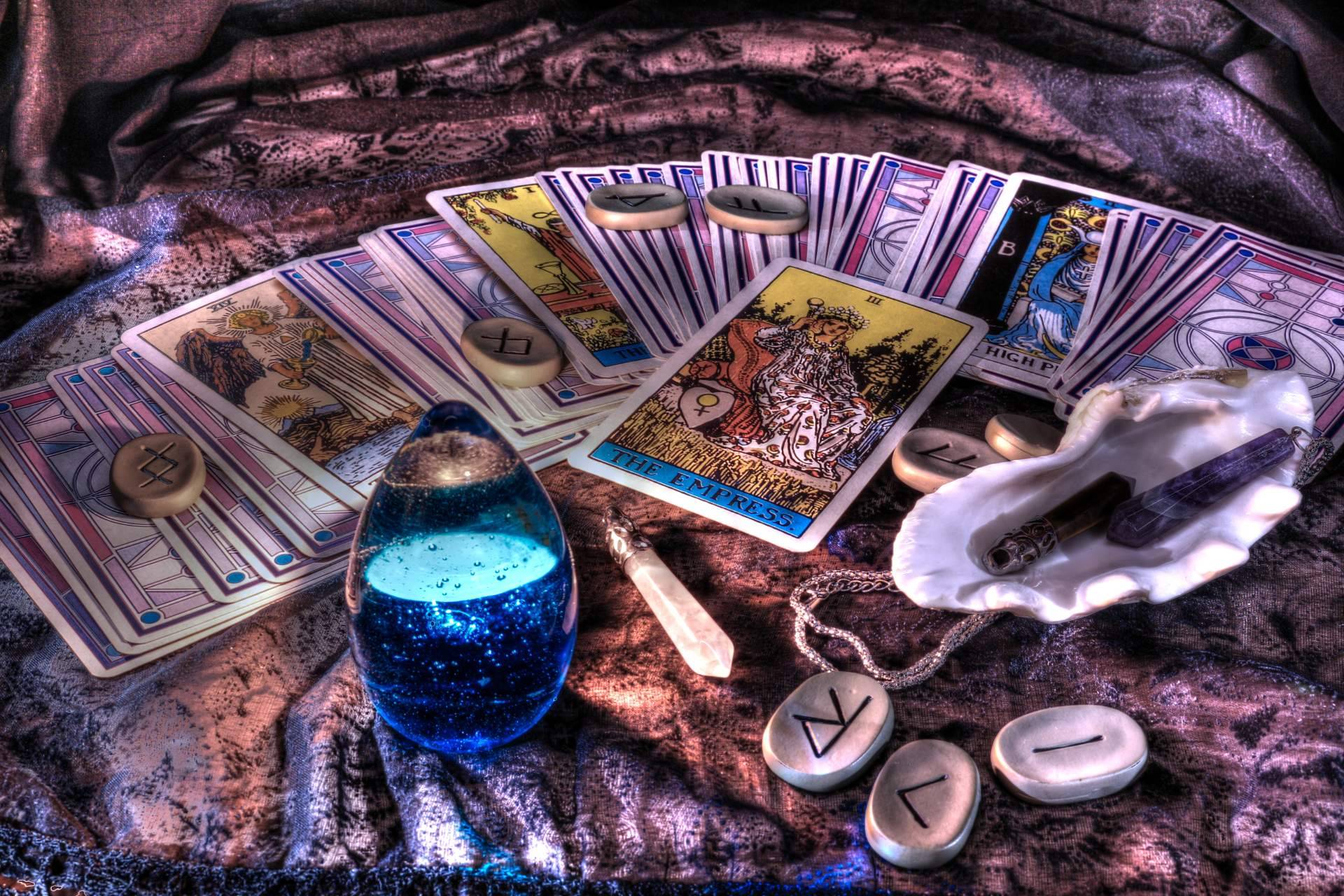 Contar con la magia de Lujuria Profundis para los amarres de amor