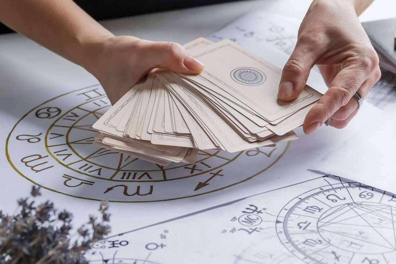 Mónica Triple Luna, especialista en rituales esotéricos