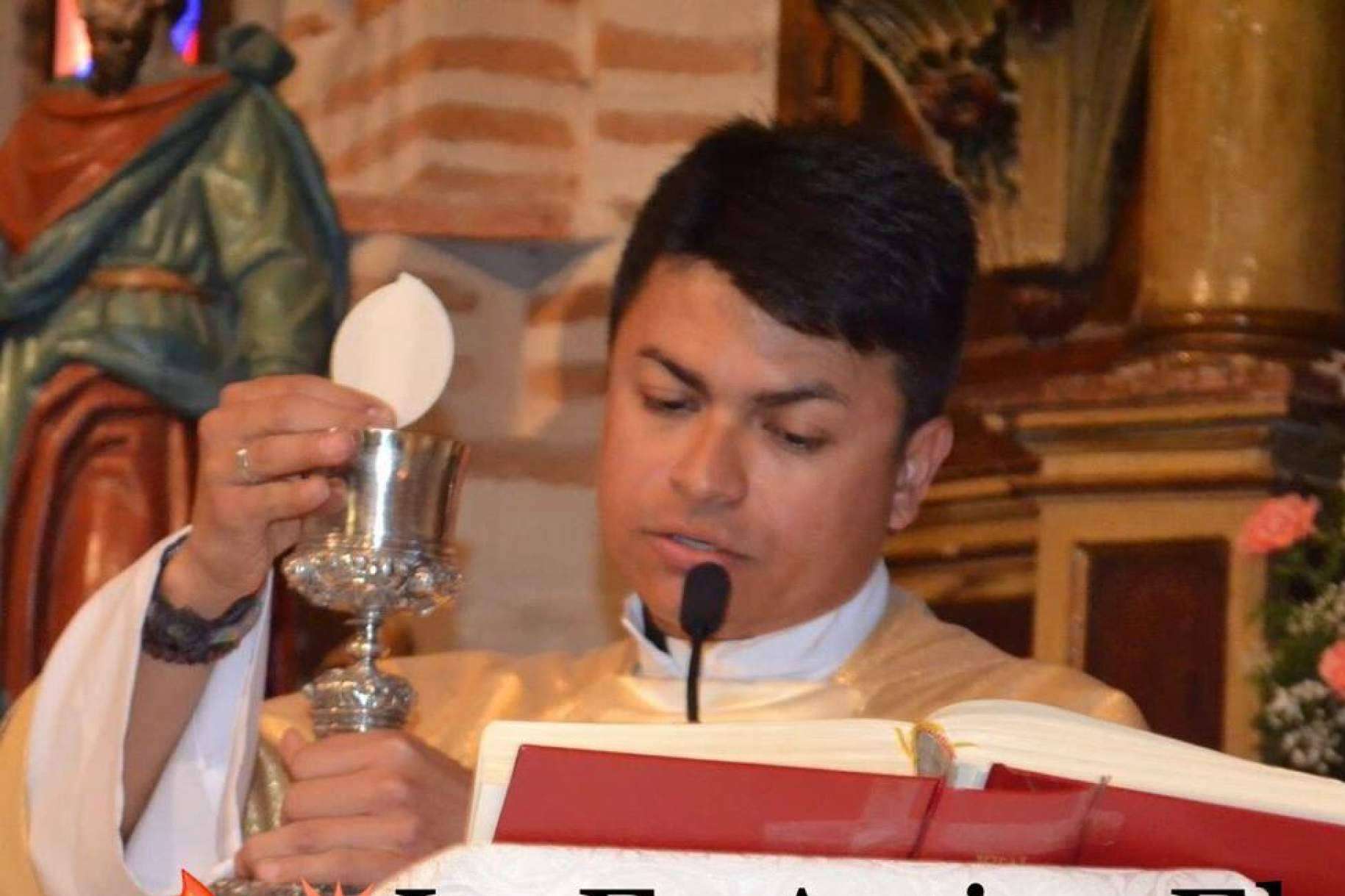 La fascinante historia de Camilo Cardozo, el sacerdote católico que es testigo de grandes milagros en todo el mundo