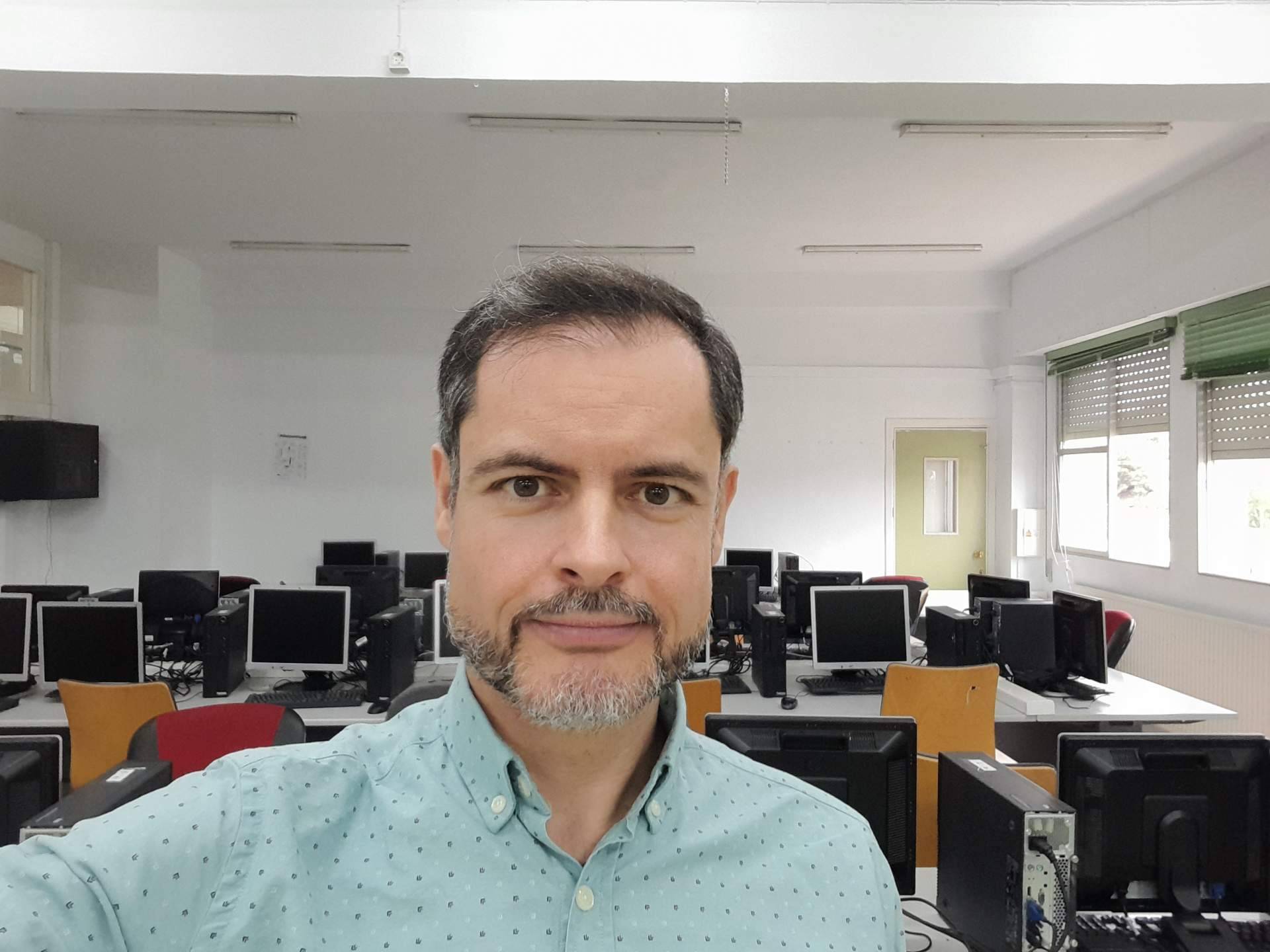 Antonio Ruiz Ruiz presenta ‘Retrohistoria’, una novela de ciencia ficción publicada por editorial Círculo Rojo.