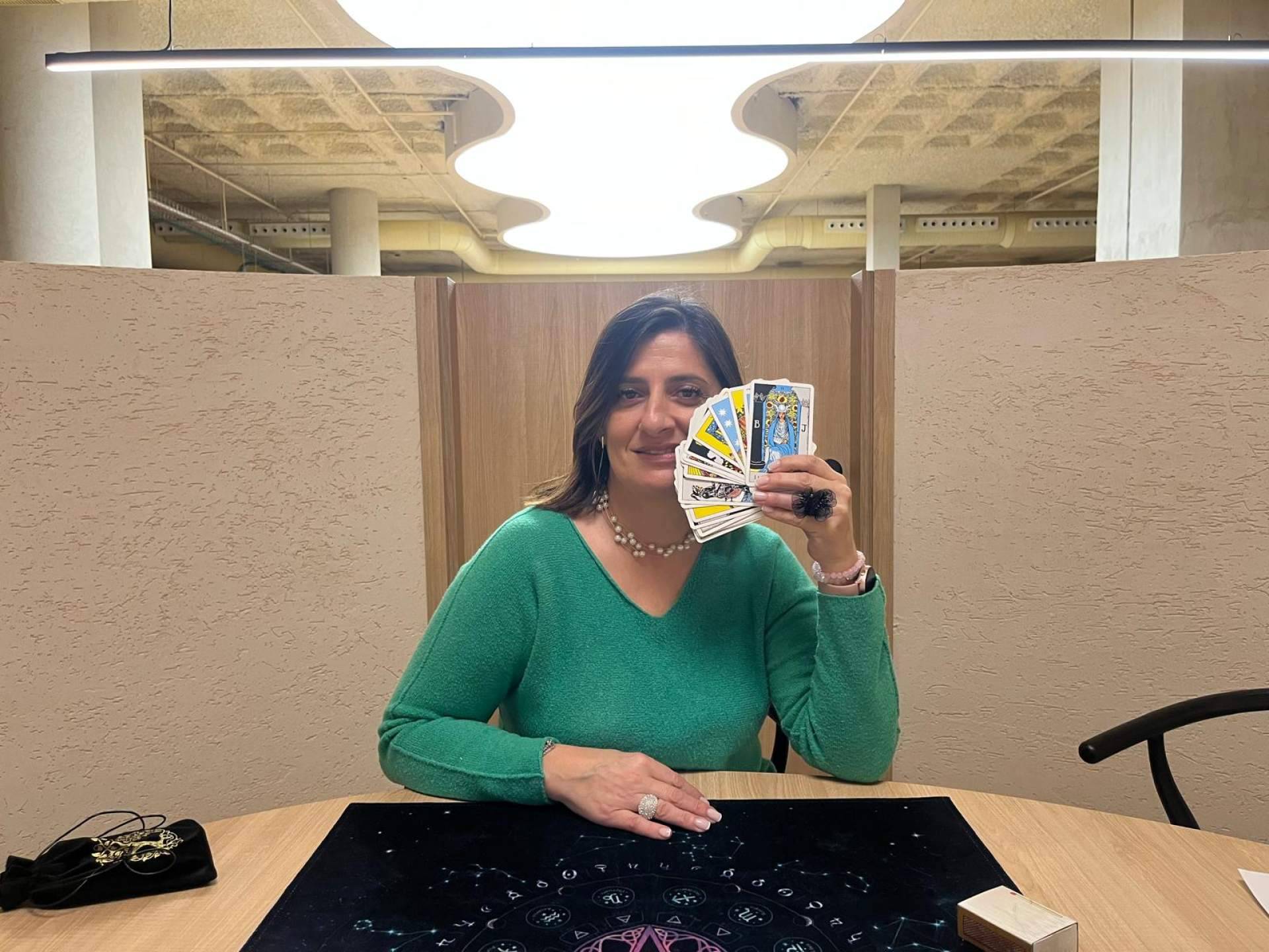 Cómo Natalia Corral está redefiniendo el Tarot online a través de una mirada evolutiva y consciente
