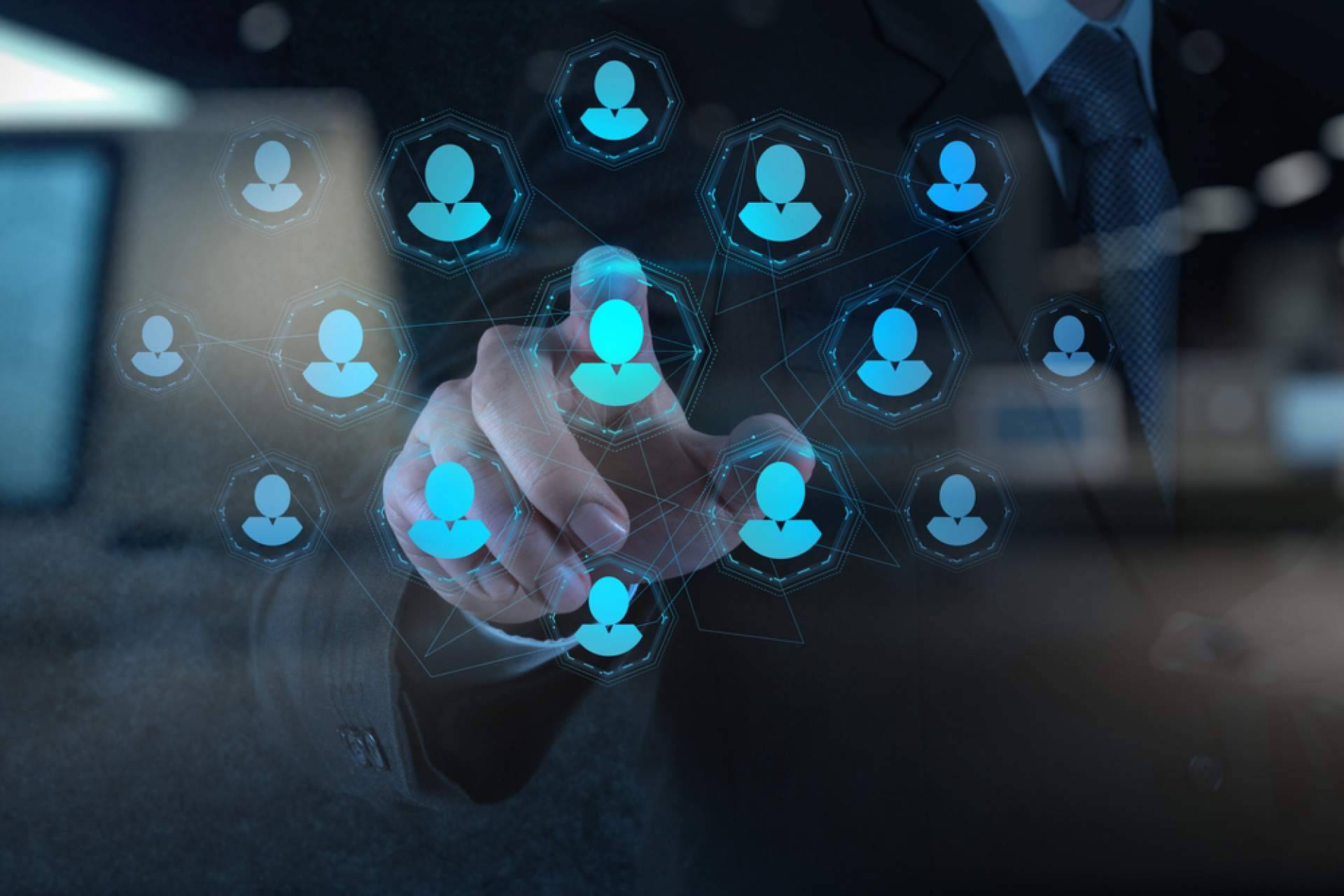 La red informativa de Weedestiny acerca a los usuarios a los clubes sociales de cannabis en Madrid